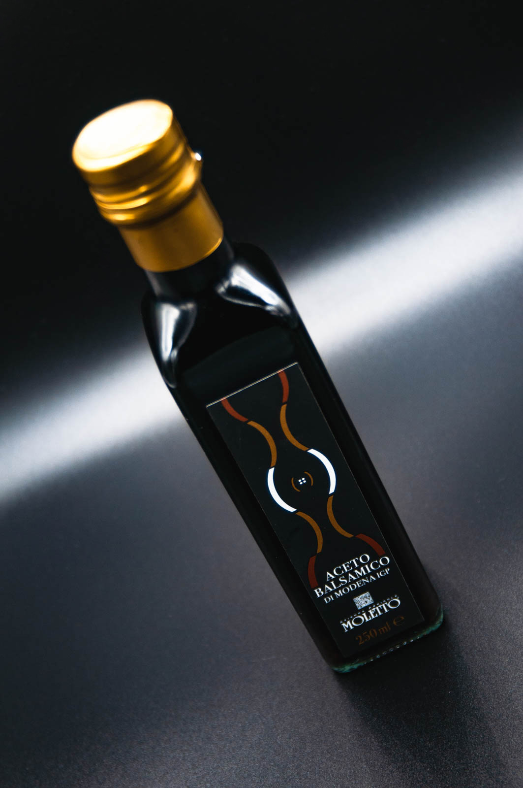 moletto-aceto-balsamico-bottiglia